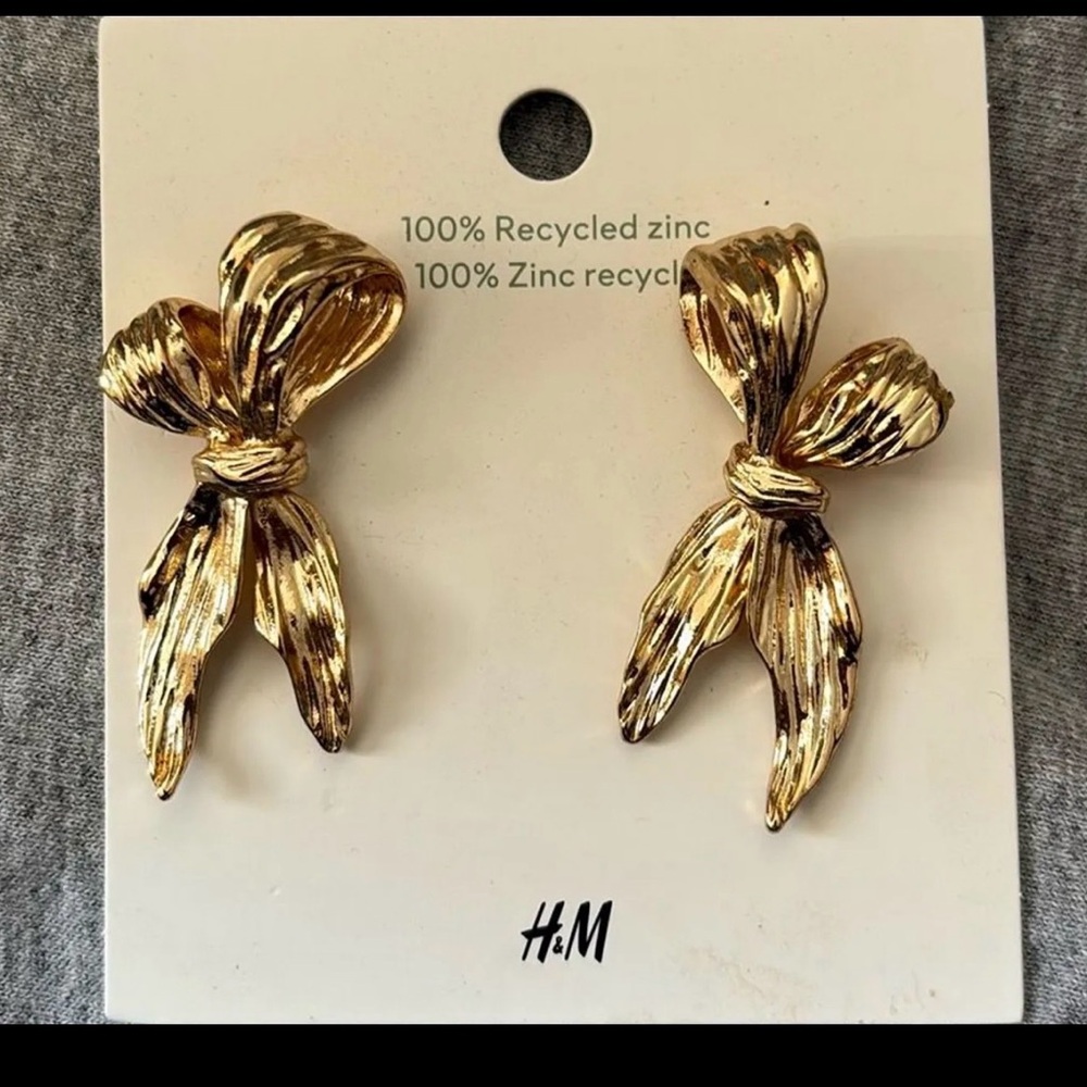 H&M Shiny Gold Ribbon Earrings